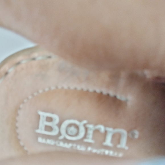 VGUC Born Leather suede Women Strap Sandal INLET Design - Picture 9 of 12